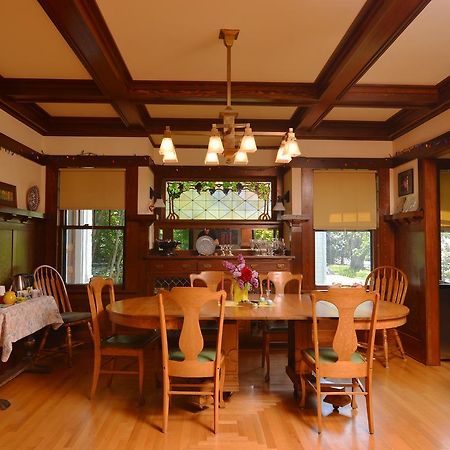 Blossom'S Bed And Breakfast Мисула Екстериор снимка