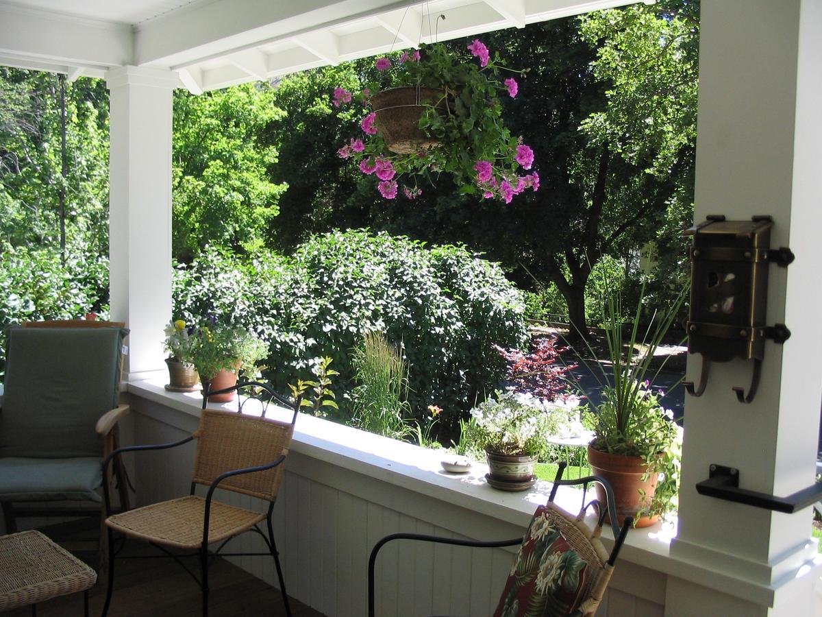 Blossom'S Bed And Breakfast Мисула Екстериор снимка